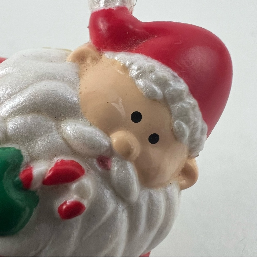 Vtg. RUSS Santa Brooch - Picture 6 of 8